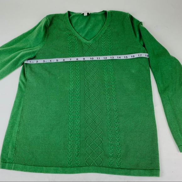 Talbots Blouse/Sweater-LongSleeves.Green. Size Med - Picture 3 of 6